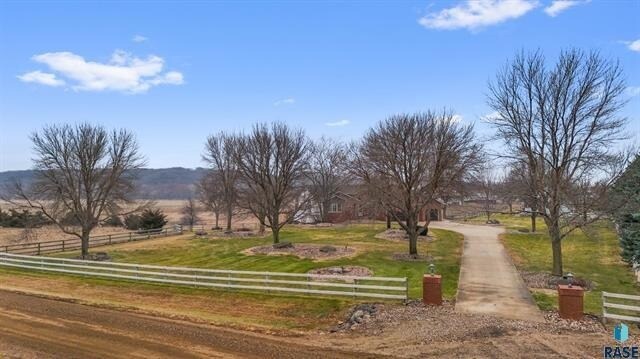 More Photos Of 48381 277th St, Canton Horse Stables For Sale