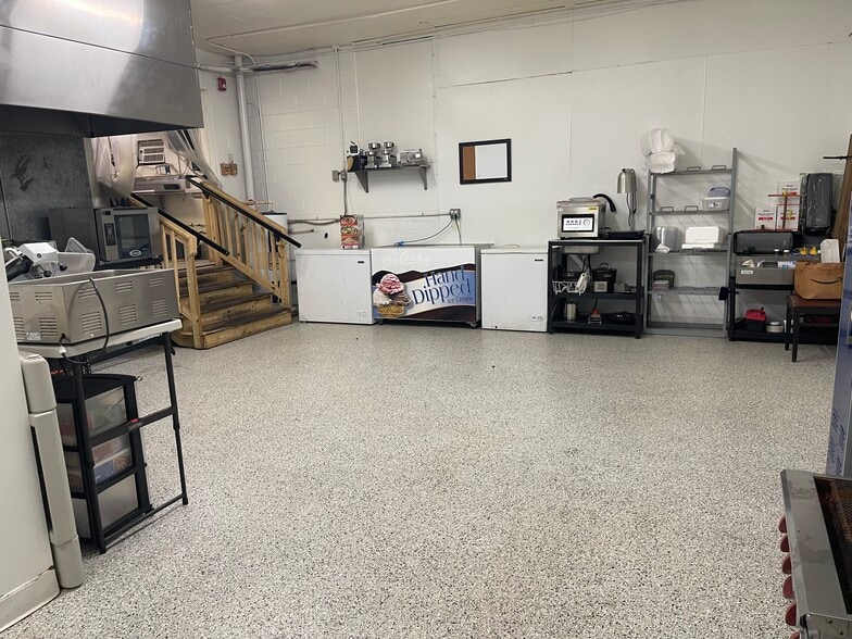 More Photos Of 179 N Us-27 Hwy, Clermont Office For Lease