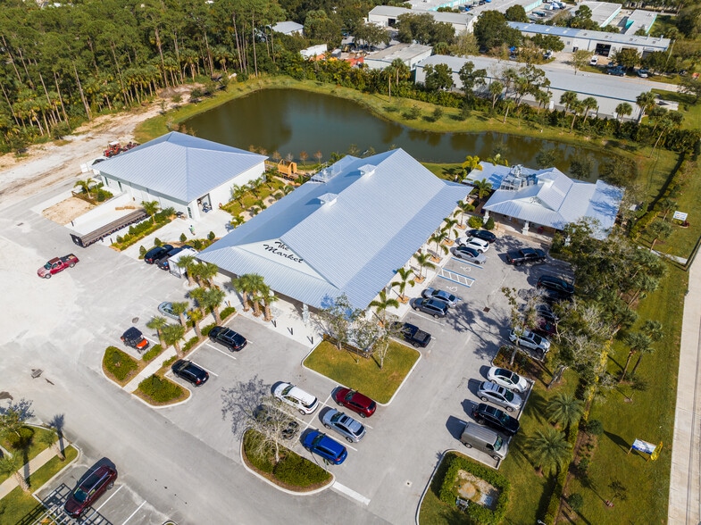 More Photos Of 3700 9th St SW, Vero Beach Restaurant For Sale