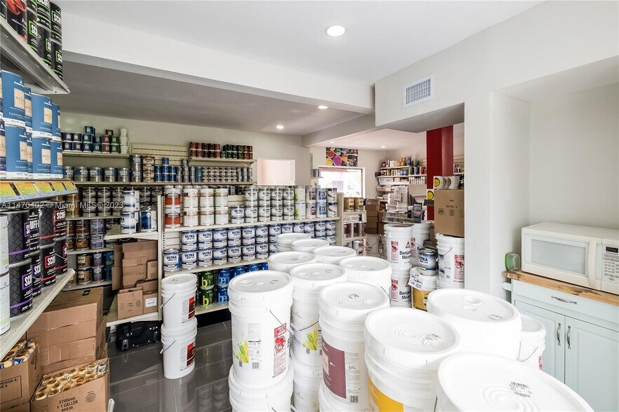 More Photos Of 1401 SW 27th Ave, Miami Office For Sale
