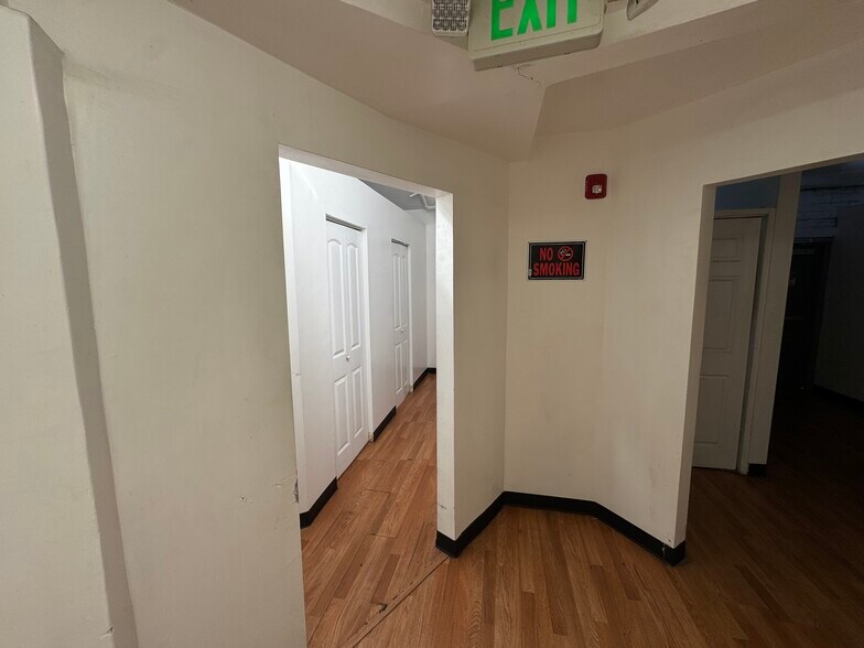 More Photos Of 6006 S Western Ave, Los Angeles Warehouse For Sale