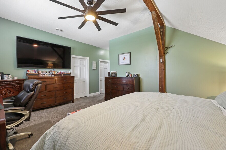 More Photos Of 1520 Island Rd, Circleville Multifamily For Sale