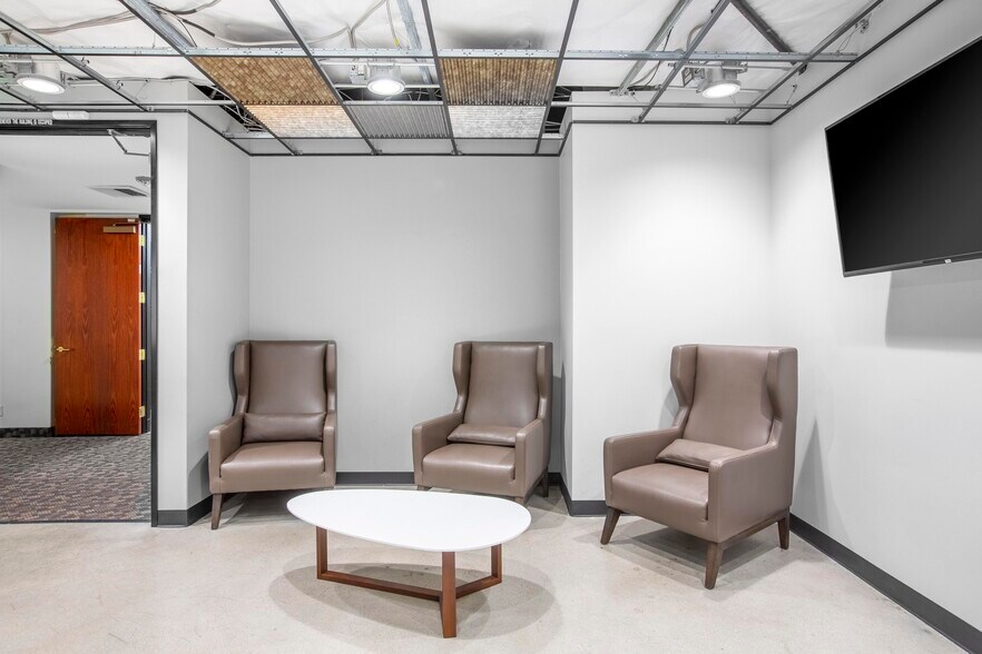 More Photos Of 1113 Nicholas St, Omaha Coworking Space