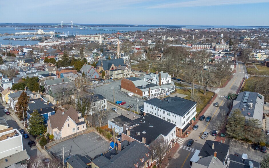 More Photos Of 103 Bellevue Ave, Newport Restaurant For Sale