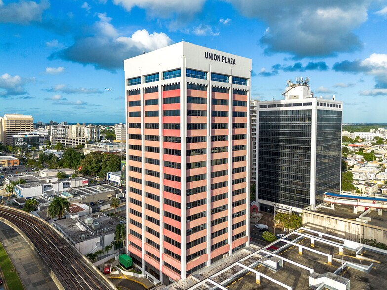 More Photos Of 416 Ponce de Leon Ave, San Juan Office For Sale