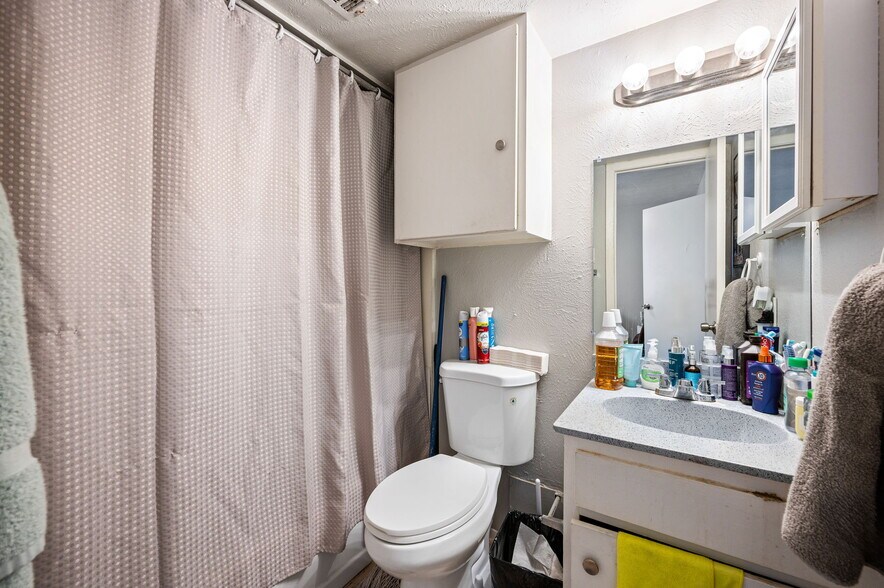 More Photos Of 4716 Sycamore St, Dallas Apartments For Sale