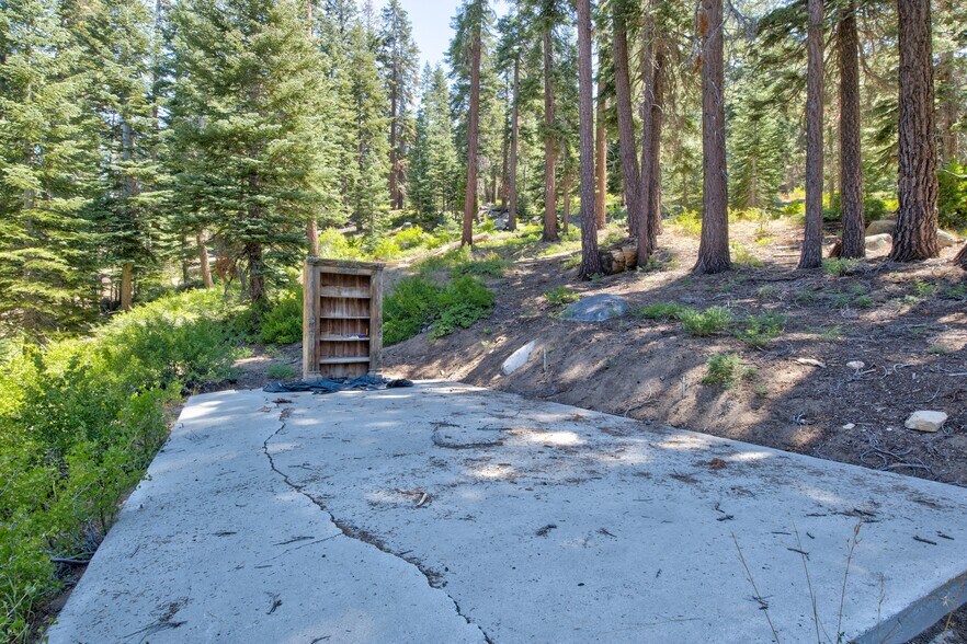 More Photos Of 65745 Big Meadows Road, Kings Canyon National Pk Land For Sale