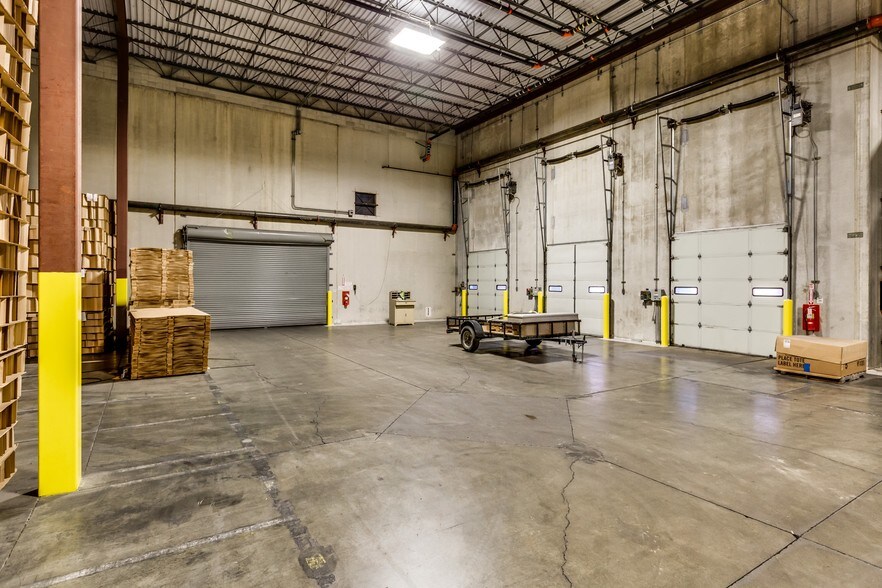 More Photos Of 430 7th Ave S, Buhl Manufacturing For Lease