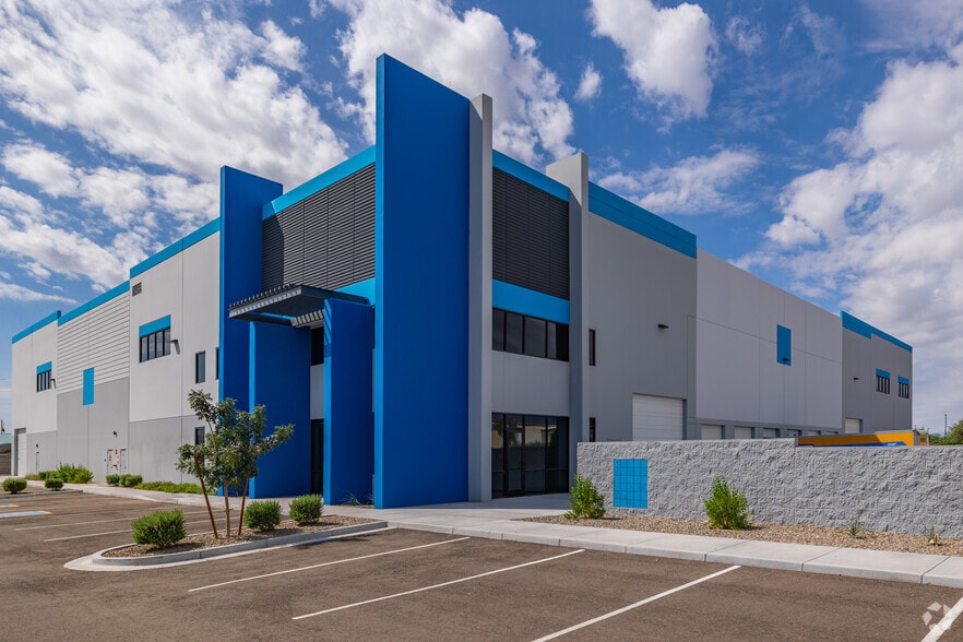 More Photos Of 1466 N Eliseo C. Felix Jr Way, Avondale Warehouse For Sale