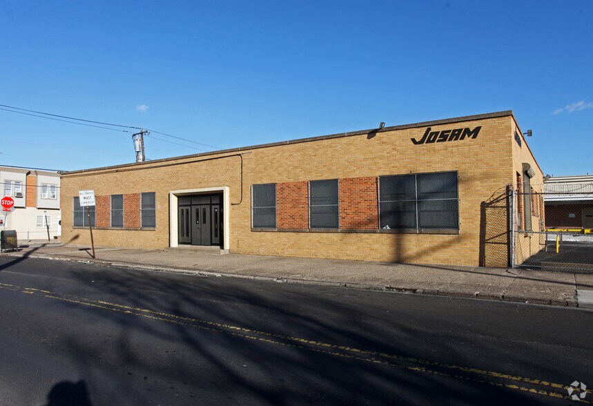 Primary Photo Of 2501 S Front St, Philadelphia Office For Lease