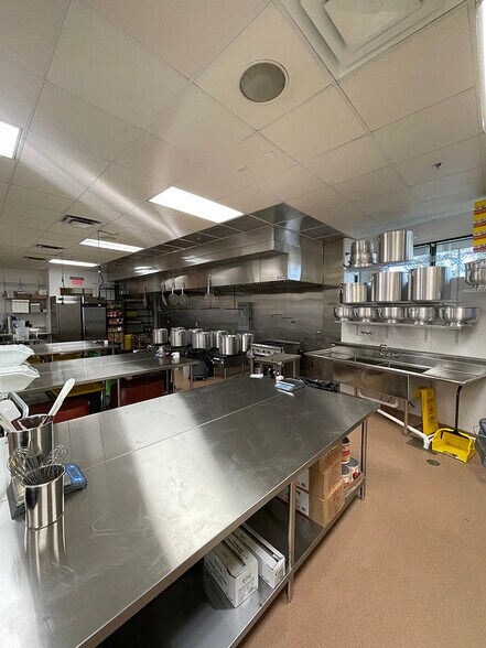 More Photos Of 1300 E Anderson Ln, Austin Coworking Space