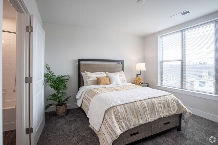 More Photos Of 2150 Bond St, Charlottesville Apartments For Lease