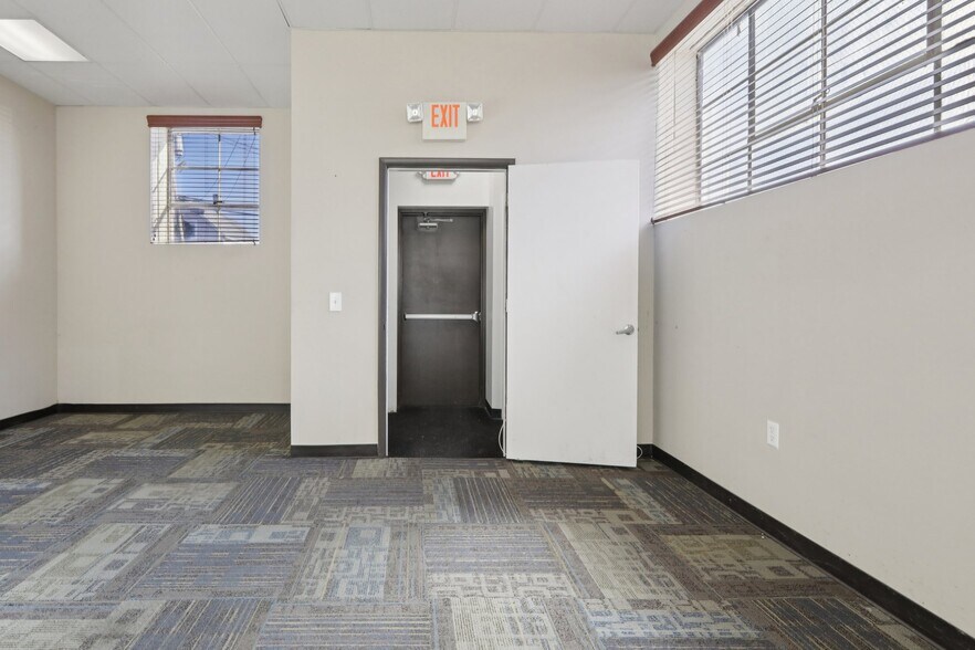 More Photos Of 16-18 Van Wettering, Hackensack Warehouse For Lease