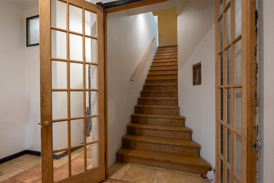More Photos Of 7913 Highway 183 S, Austin Manufacturing For Sale