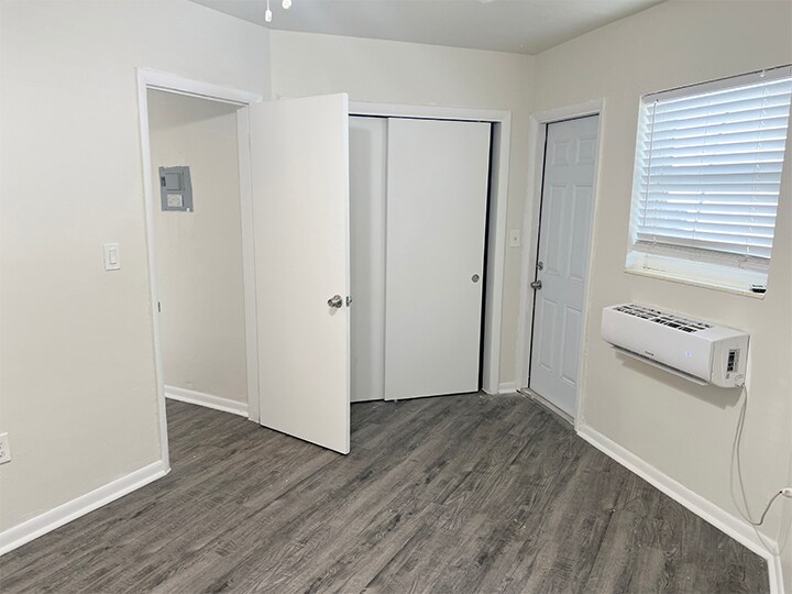 More Photos Of 1181-1191 NW 8th Street Rd, Miami Apartments For Sale