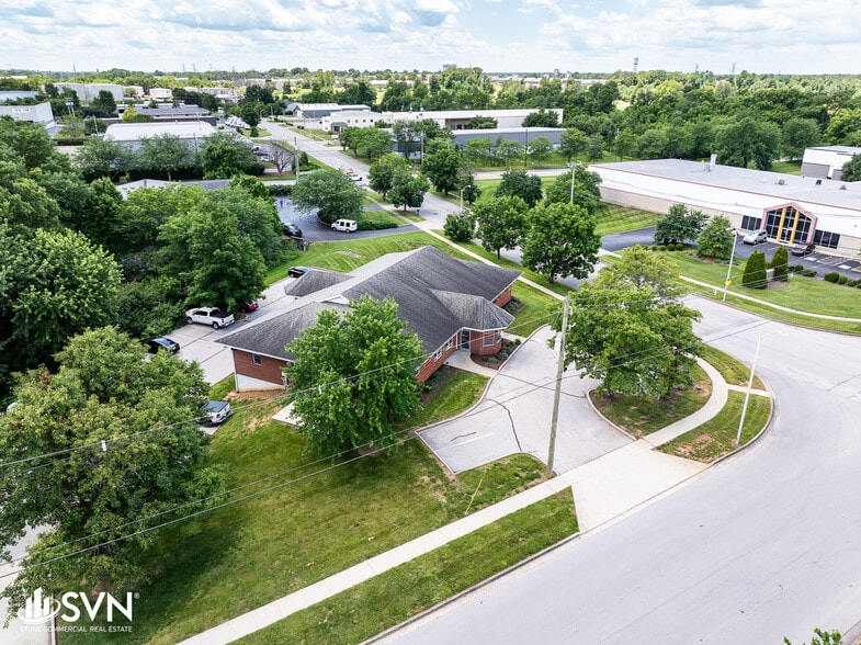 More Photos Of 1708 Jaggie Fox Way, Lexington Office For Sale