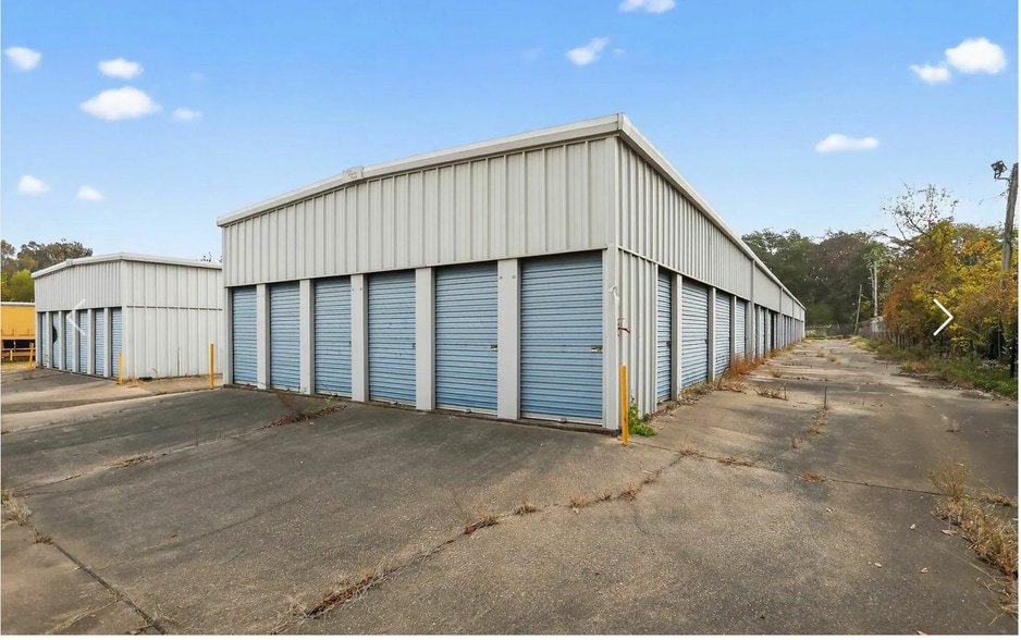 More Photos Of 3705 N West St, Jackson Self Storage For Sale
