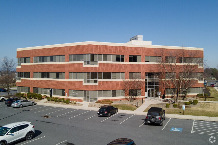 More Photos Of 5001 Louise Dr, Mechanicsburg Unknown For Lease