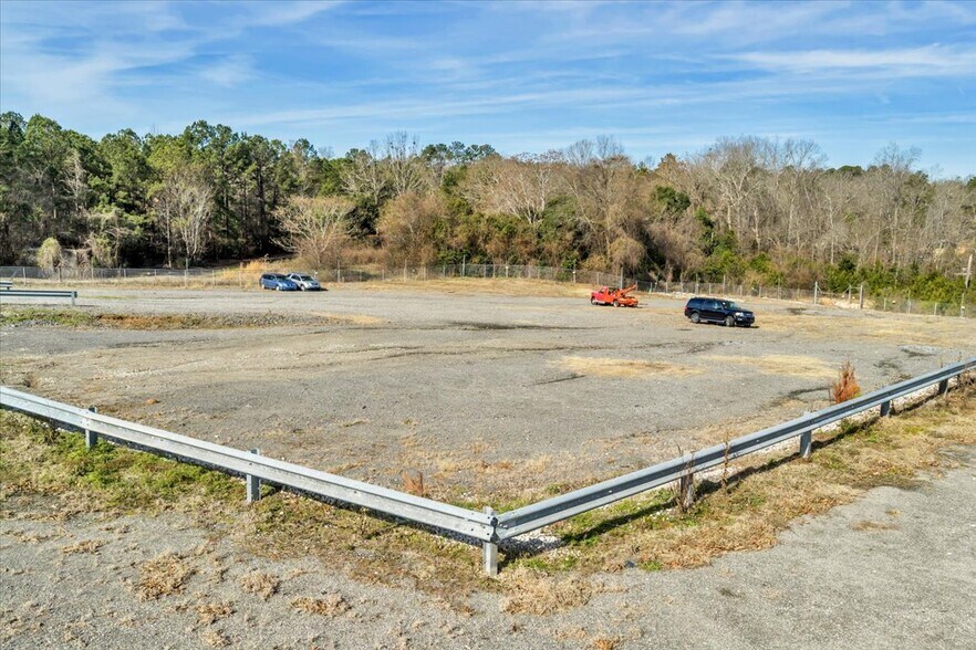 More Photos Of 441 Dunbar Rd, Warner Robins Warehouse For Sale