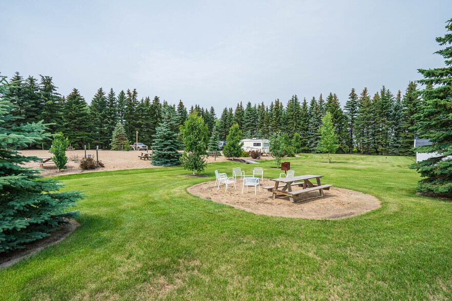 More Photos Of PT SE 10-50-2 W4, Blackfoot Trailer Camper Park For Sale