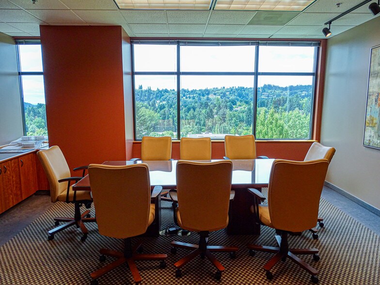 More Photos Of 1800 Blankenship Rd, West Linn Unknown For Lease