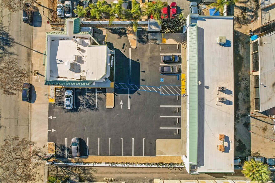More Photos Of 1481-1489 W Holt Ave, Pomona Restaurant For Sale