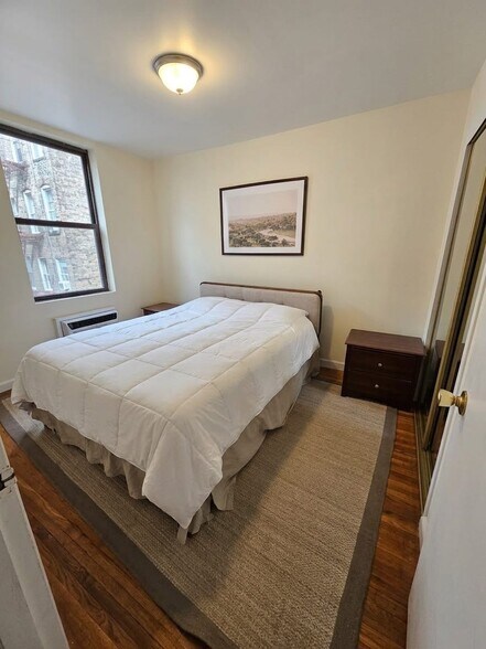 More Photos Of 335 First Ave, New York Apartments For Sale