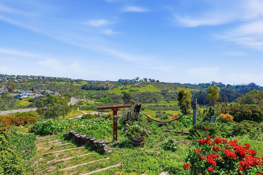 More Photos Of 1355 Rainbow Ridge Ln, Encinitas Land For Sale
