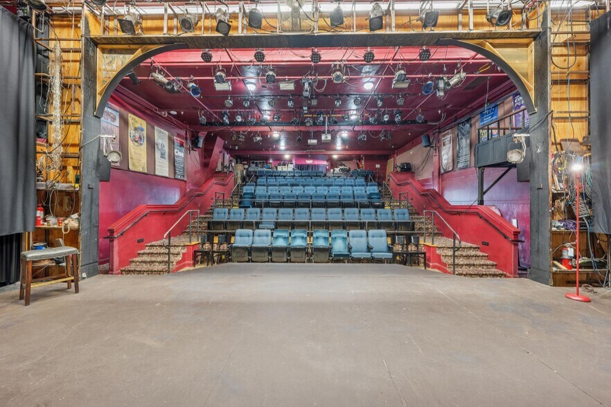 More Photos Of 636 Ward St, Martinez Theater Concert Hall For Sale