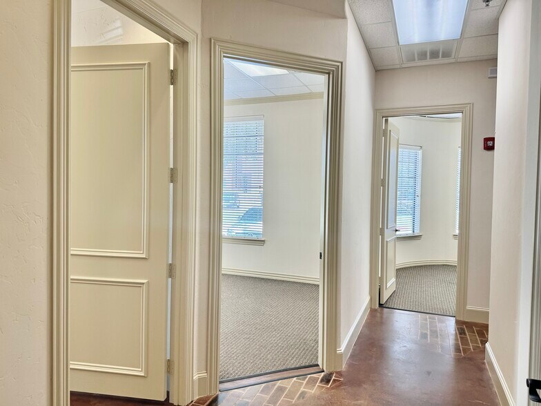 More Photos Of 2800 Corporate Dr, Flower Mound Medical For Lease