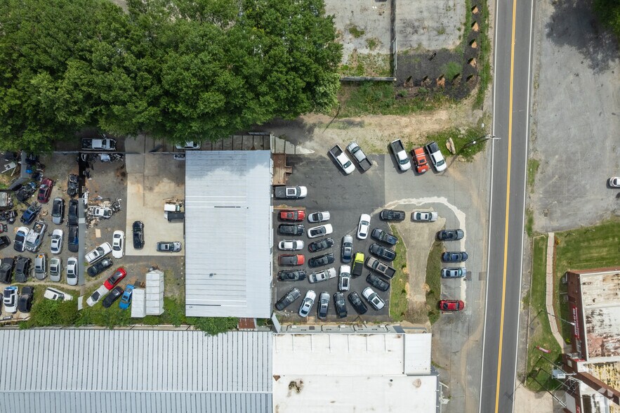 More Photos Of 872 W Main St, Spartanburg Light Manufacturing For Sale