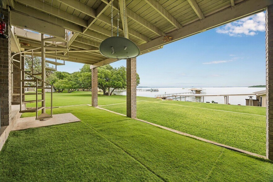 More Photos Of 1704 County Road 128, Burnet Specialty For Sale