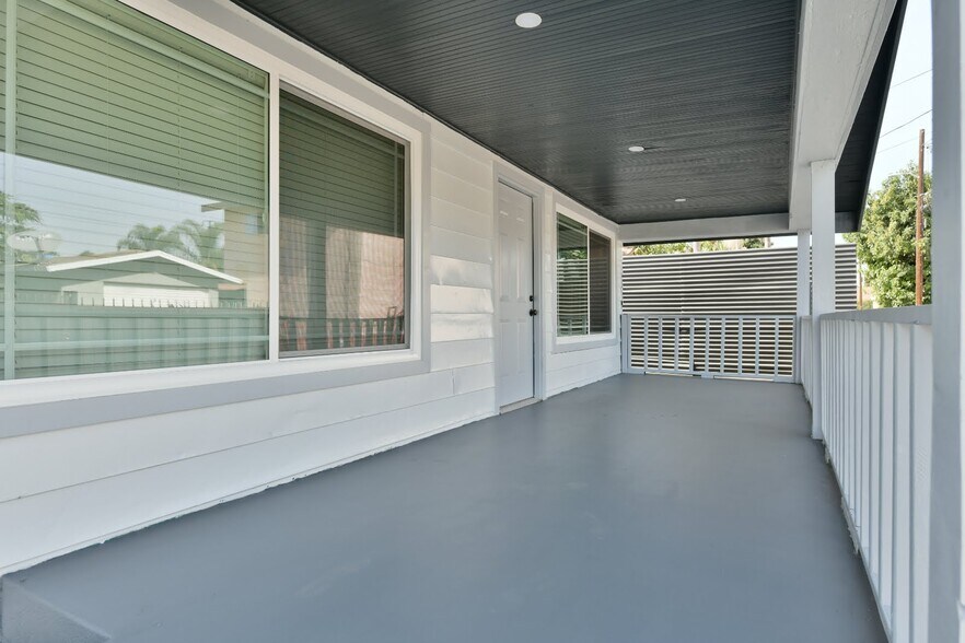 More Photos Of 6221 Corona Ave, Bell Apartments For Sale