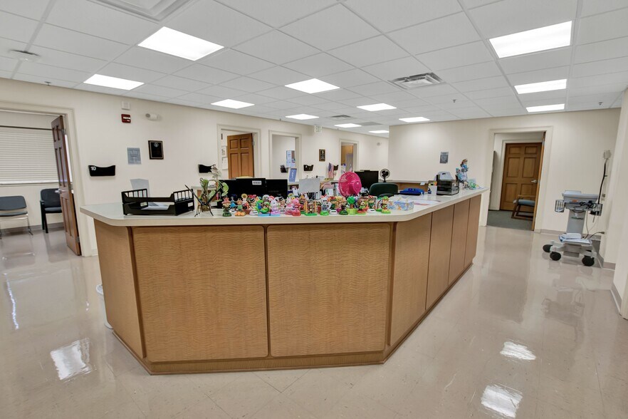 More Photos Of 587 E State Road 434, Longwood Office For Sale