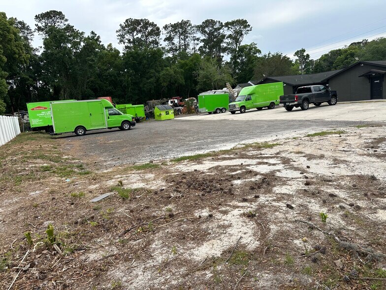 More Photos Of 10569 Lem Turner Rd, Jacksonville Medical For Sale
