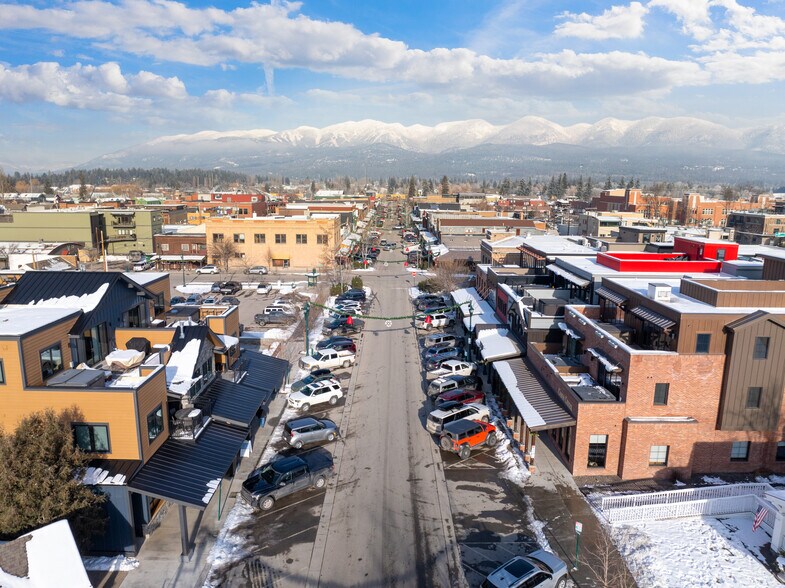 More Photos Of 325 Central Ave, Whitefish Storefront Retail Office For Sale