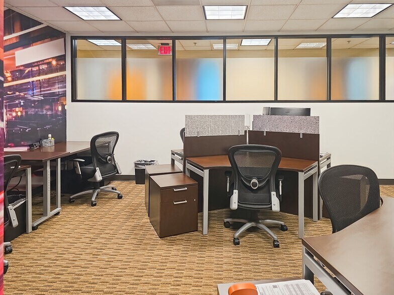 More Photos Of 1915 NE Stucki Ave, Beaverton Coworking Space