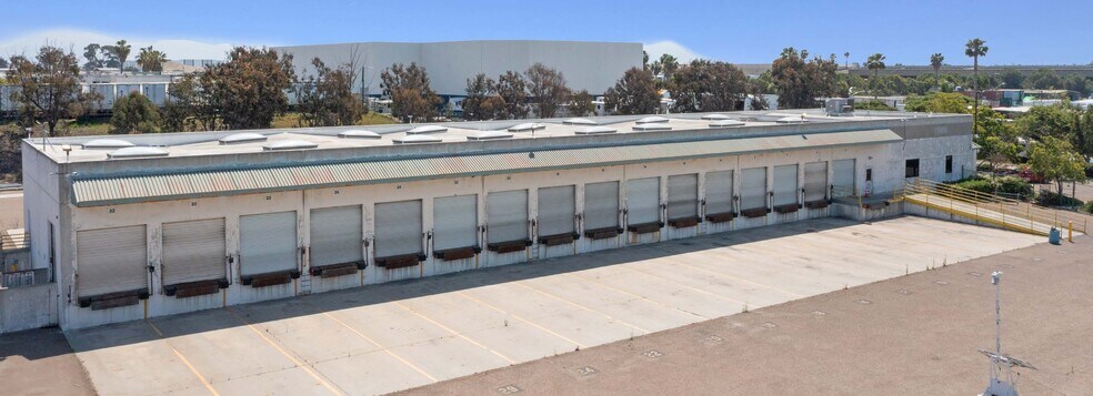More Photos Of 6930 Cactus Ct, San Diego Truck Terminal For Lease
