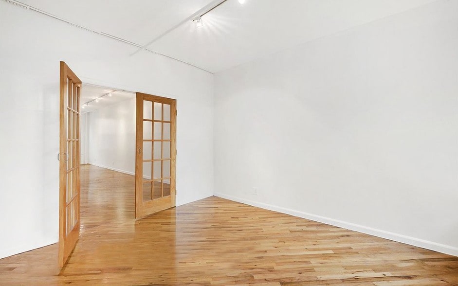 More Photos Of 118 Spring St, New York Apartments For Lease