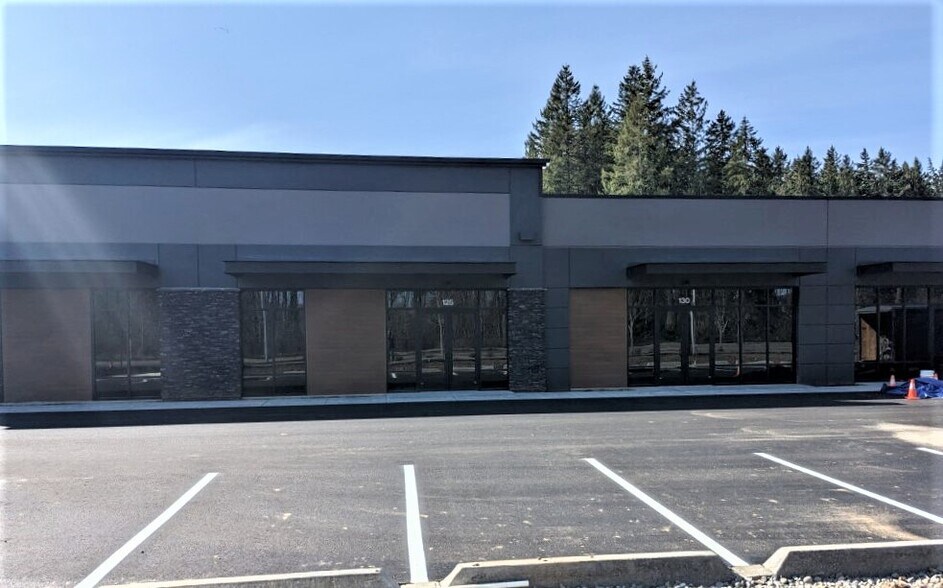 More Photos Of 6923 NW Friberg Strunk St, Camas Unknown For Lease