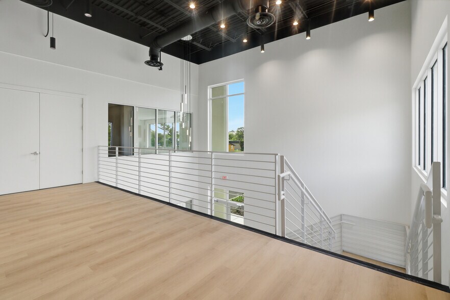 More Photos Of 3416 W Lake Mary Blvd, Lake Mary Medical For Lease