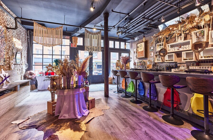 More Photos Of 220 Front St, New York Apartments For Lease