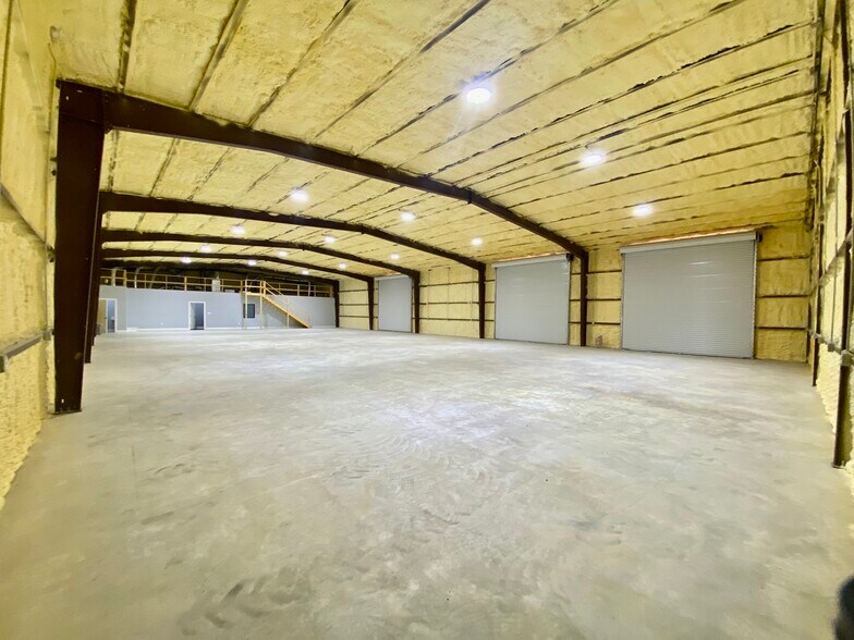 More Photos Of 2023 H O Mills hwy, Port Arthur Warehouse For Lease