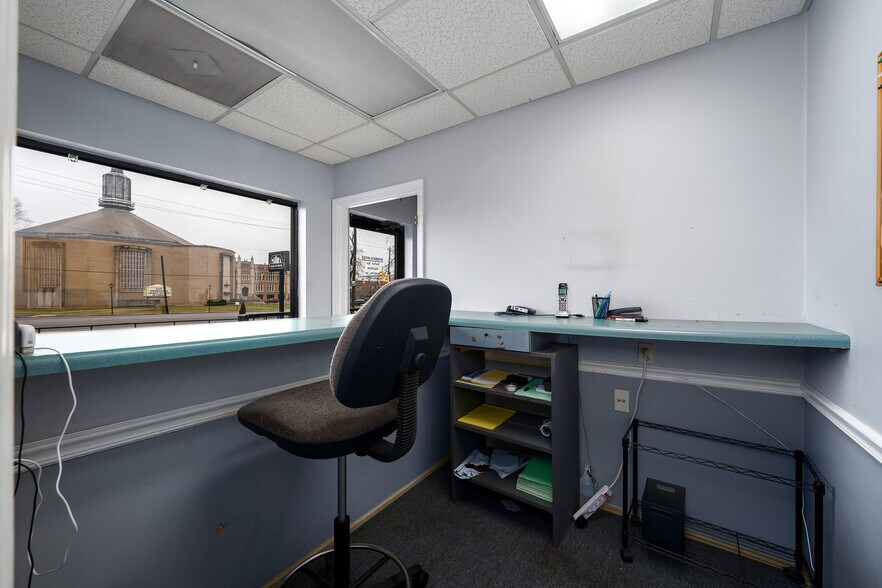 More Photos Of 5547 1st Ave N, Birmingham Freestanding For Sale