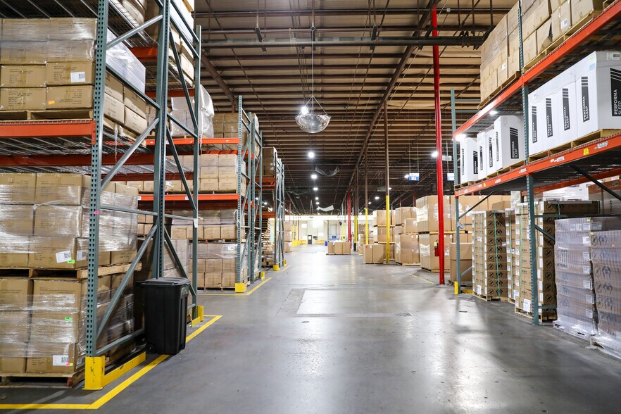 More Photos Of 24 Herring Rd, Newnan Warehouse For Sale