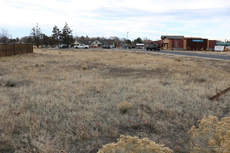 More Photos Of 1760-1780 SW Umatilla Ave, Redmond Land For Sale