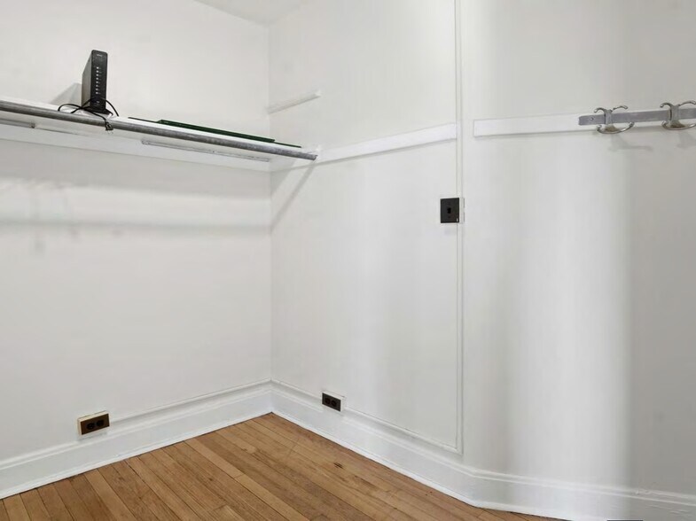 More Photos Of 1312-1316 E 53rd St, Chicago Apartments For Sale