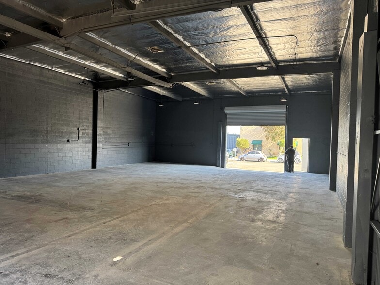 More Photos Of 2701 Dawson Ave, Signal Hill Warehouse For Lease