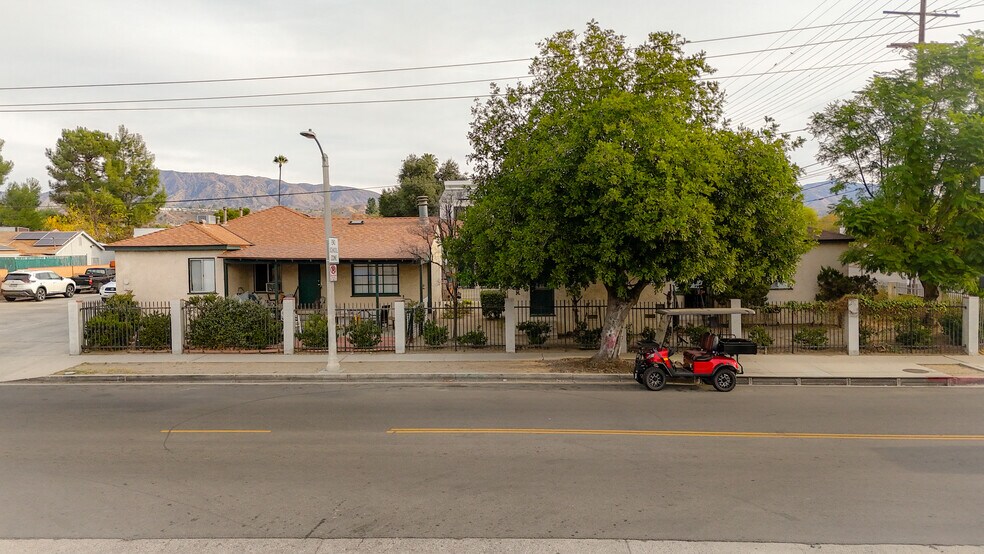 More Photos Of 12937 Van Nuys Blvd, Pacoima Apartments For Sale