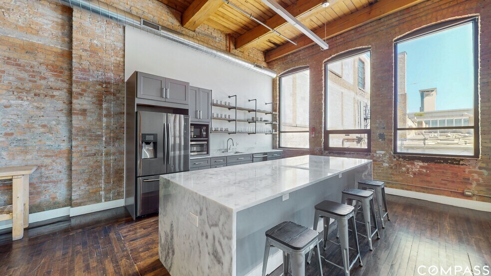 More Photos Of 2241 S Wabash Ave, Chicago Loft Creative Space For Sale